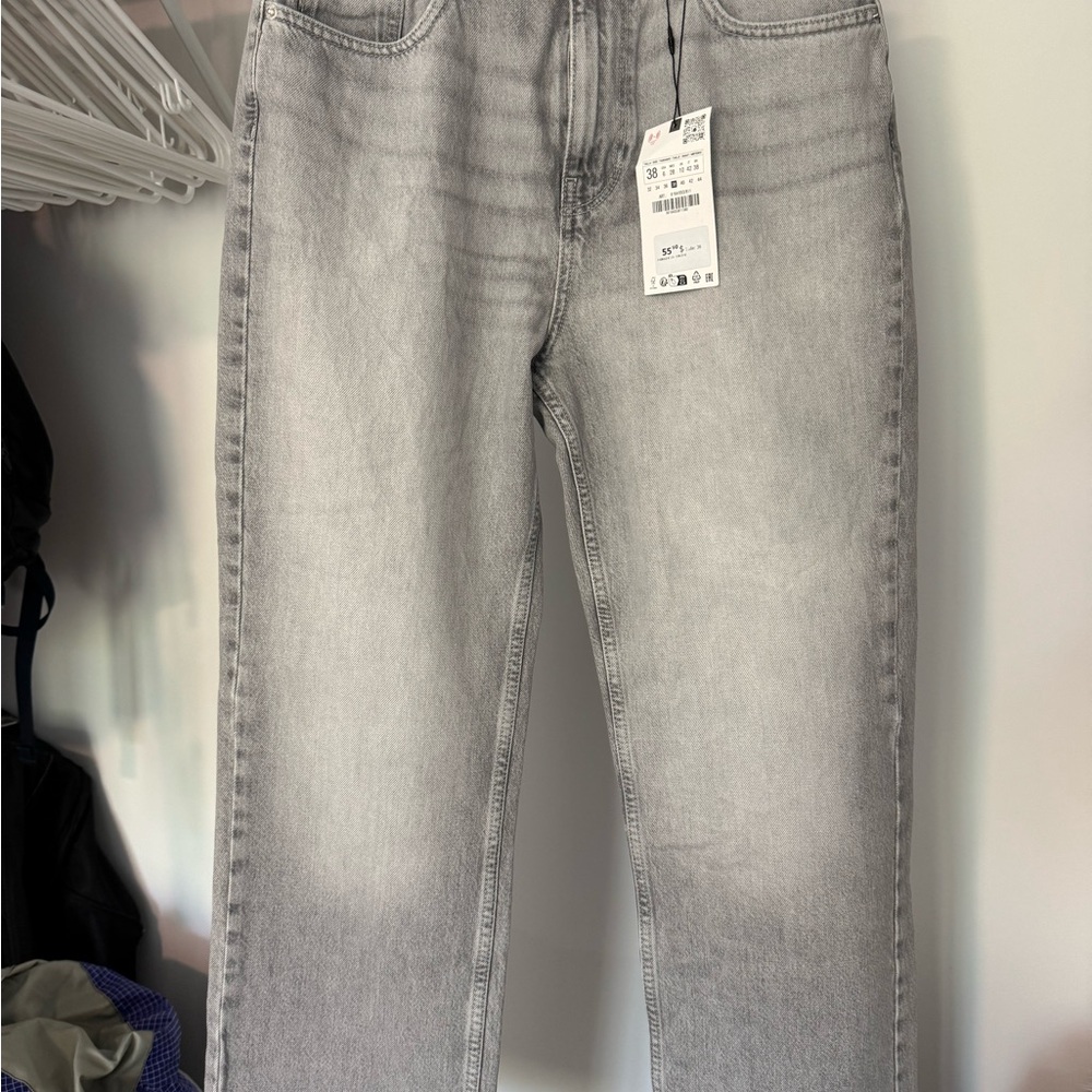 Zara high rise straight leg jeans size 6 - NWT